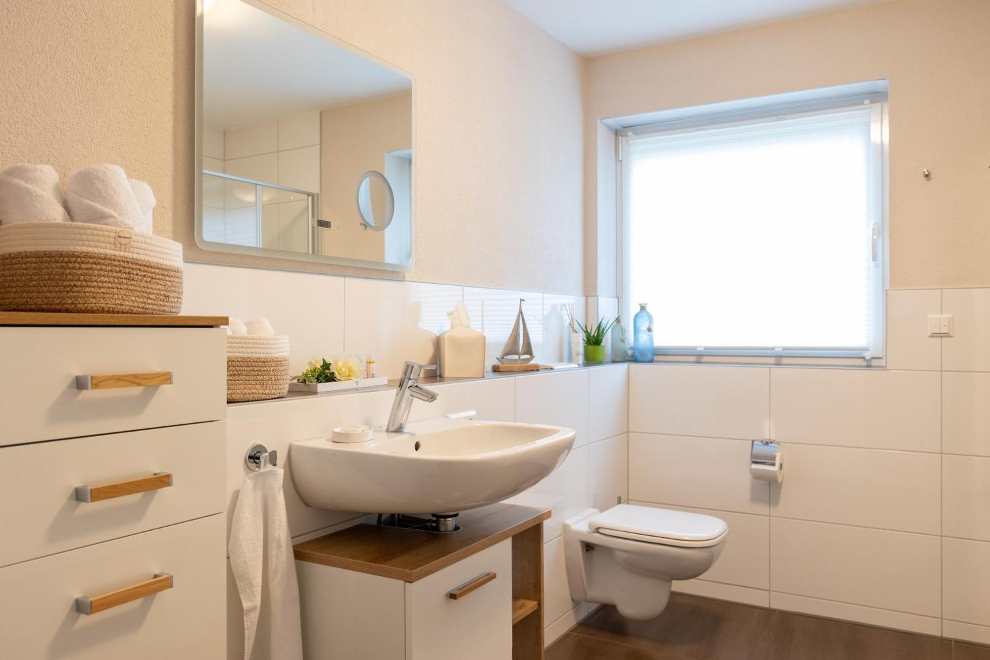 Appartementdeluxe Steiert - Near Europa Park - Rulantica - Spacious - Fully Equipped Kitchen - Private Garden - Free Parking - Pet Friendly Schwanau Buitenkant foto