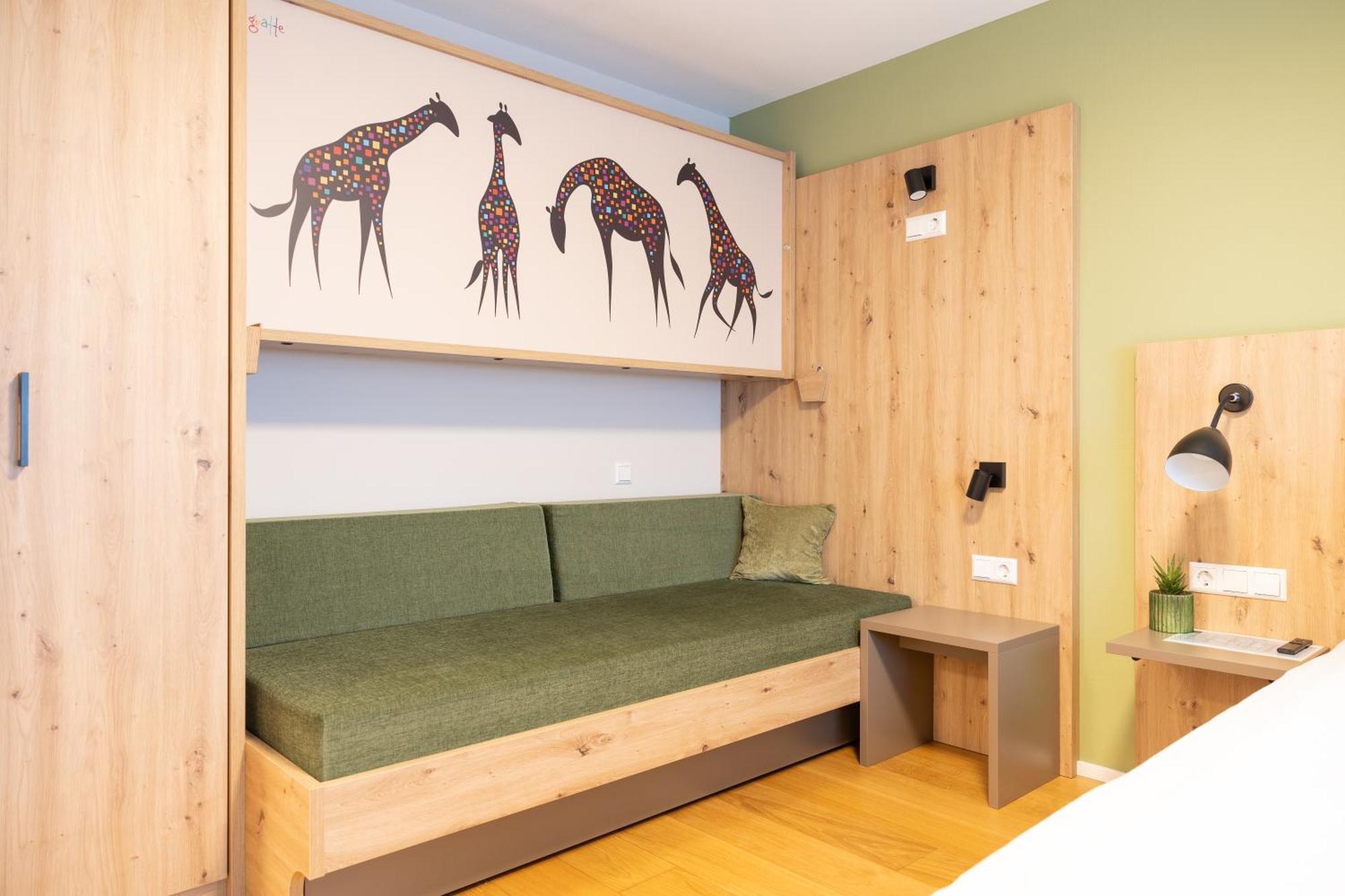 Appartementdeluxe Steiert - Near Europa Park - Rulantica - Spacious - Fully Equipped Kitchen - Private Garden - Free Parking - Pet Friendly Schwanau Buitenkant foto